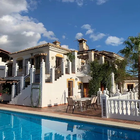 Casa Hermosa Mijas- 7 Bedroom Villa-sleeps 14 *