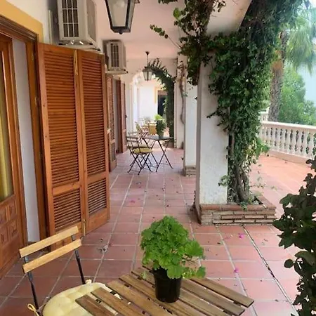 Casa Hermosa Mijas- 7 Bedroom Villa-sleeps 14 *