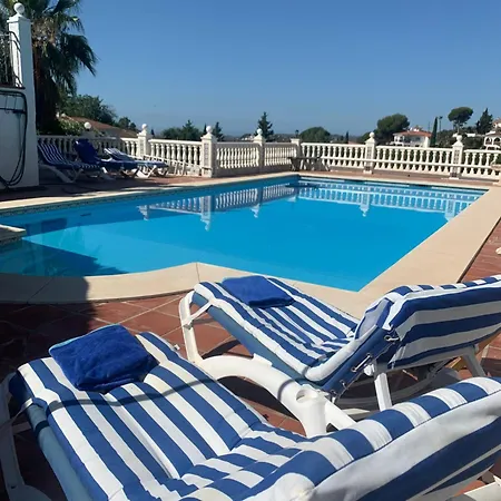 Casa Hermosa Mijas- 7 Bedroom Villa-sleeps 14 Villa Malaga