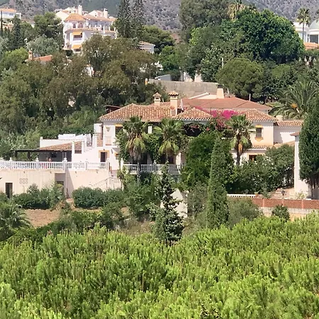 Casa Hermosa Mijas- 7 Bedroom Villa-sleeps 14 فيلة