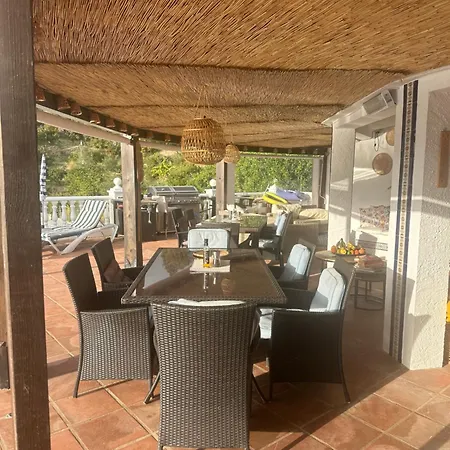 Villa Casa Hermosa Mijas- 7 Bedroom Villa-sleeps 14