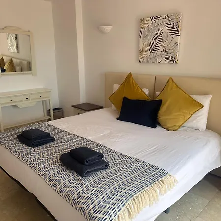 Villa Casa Hermosa Mijas- 7 Bedroom Villa-sleeps 14 Malaga